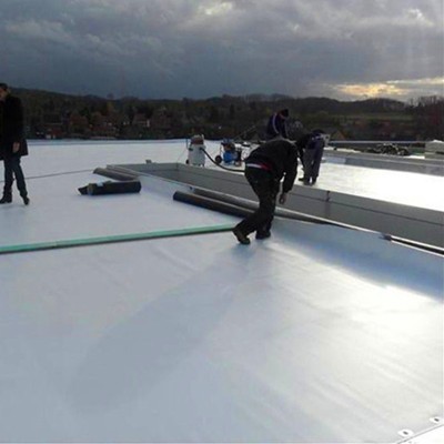 Hot Sale PVC Waterproof Roofing Membrane With Fleece Backing For Roofing 