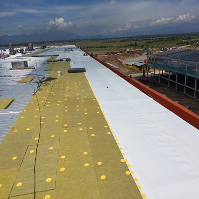 Mechanical Attahced Reinforced 1.5mm Tpo Roofing System for metal roof and concrete roof 